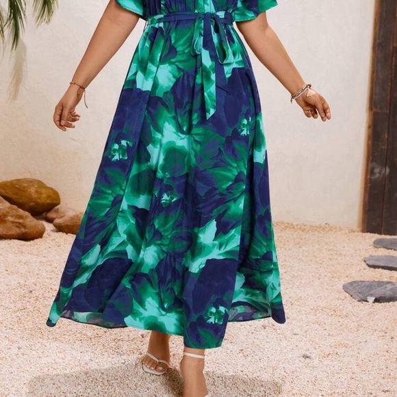 SHEIN Blue and Green A-Line Maxi Skirt with Tie Front - Picture 2 of 15